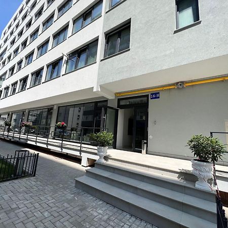 Sunny Accommodation Сучеава Екстериор снимка