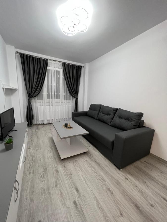 Sunny Accommodation Сучеава Екстериор снимка