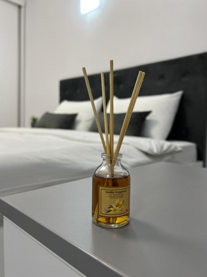 Sunny Accommodation Сучеава Екстериор снимка