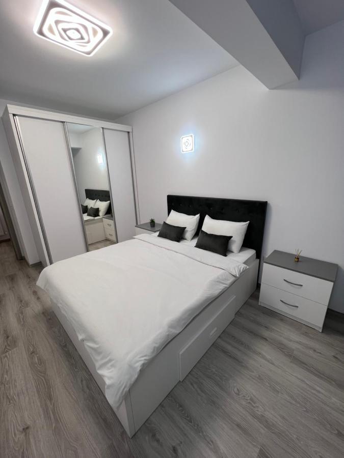 Sunny Accommodation Сучеава Екстериор снимка