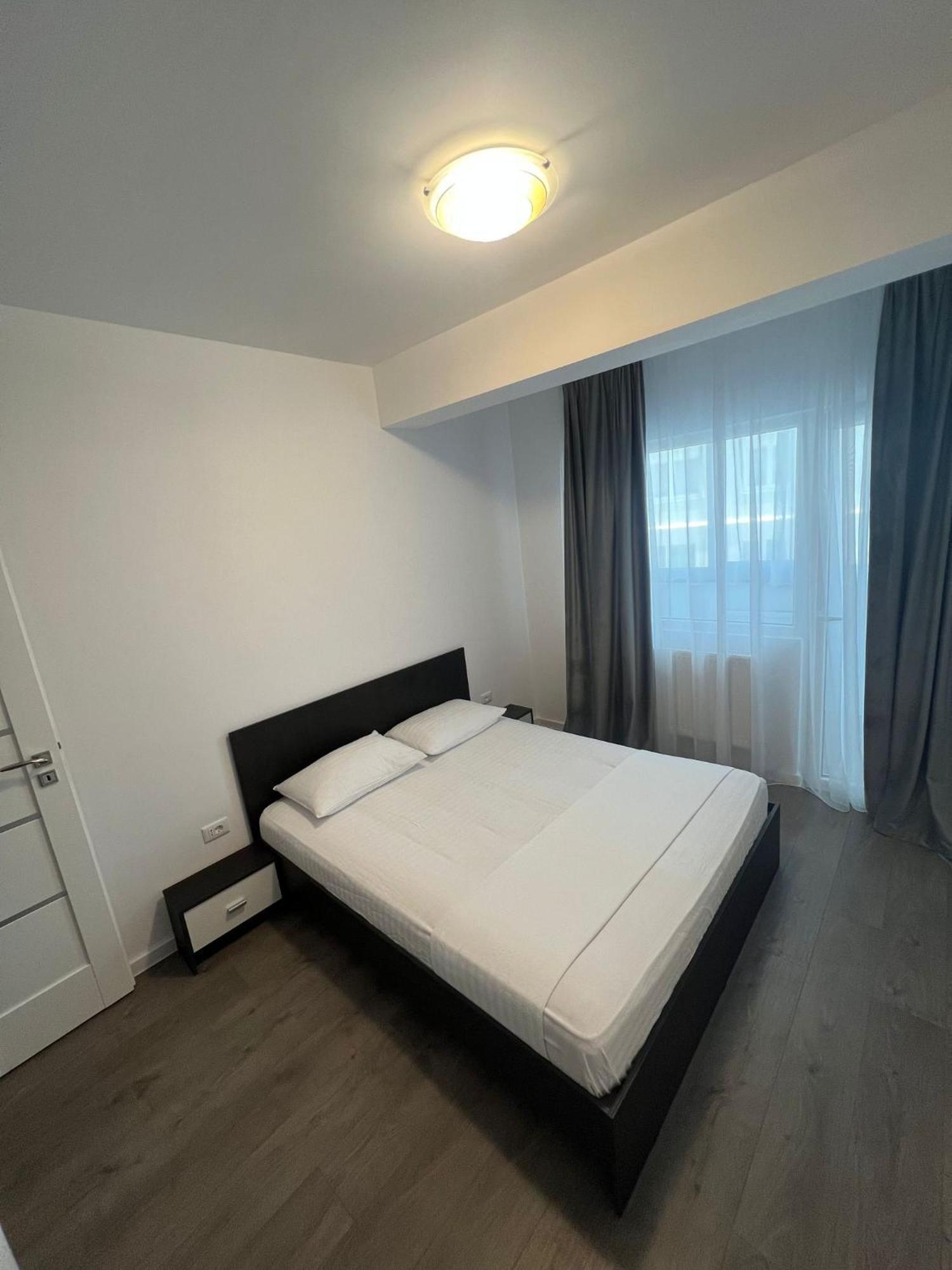 Sunny Accommodation Сучеава Екстериор снимка